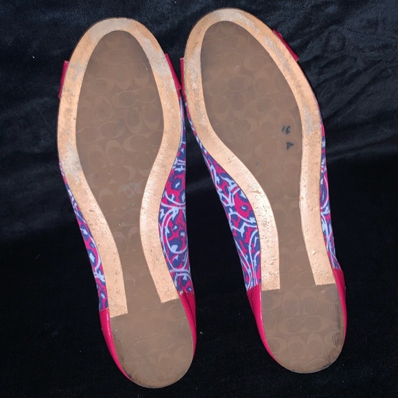 Patent Leather Pink Coach Flats w/Fabric sides.8 - Picture 5 of 9